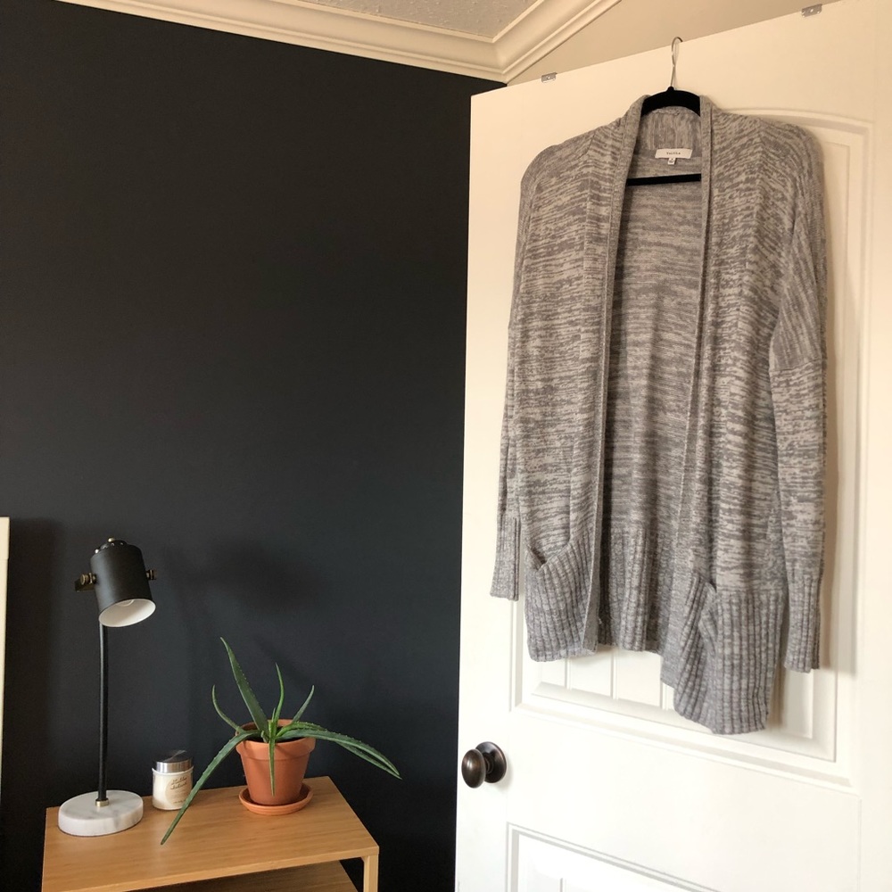 Aritzia Talula Cashmere and Angora Blend Cardigan, Size Medium